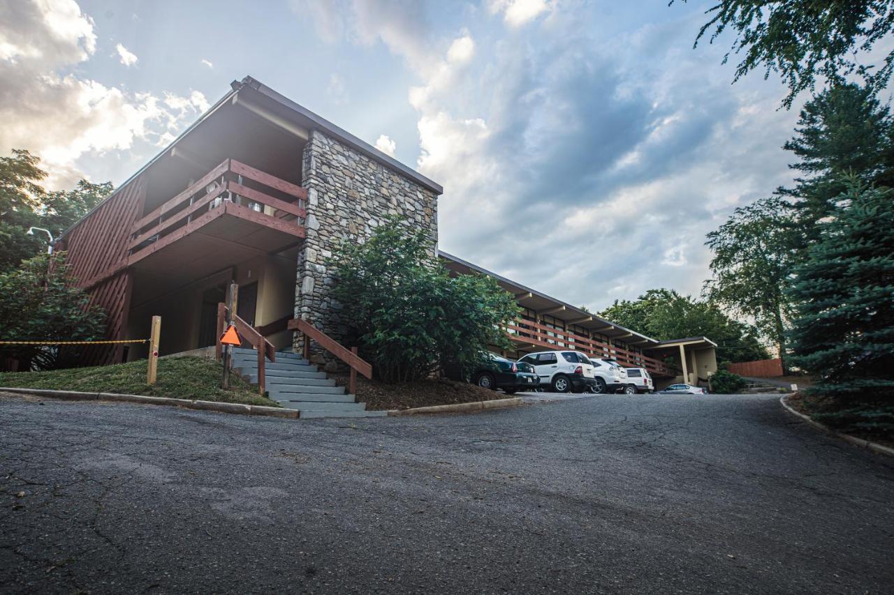 The Mountaineer Inn - แอชวิลล์ ภายนอก รูปภาพ