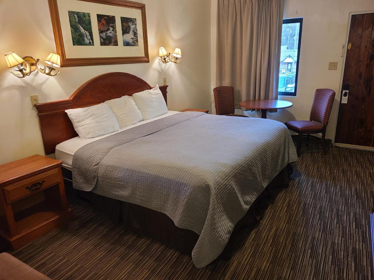 The Mountaineer Inn - แอชวิลล์ ภายนอก รูปภาพ